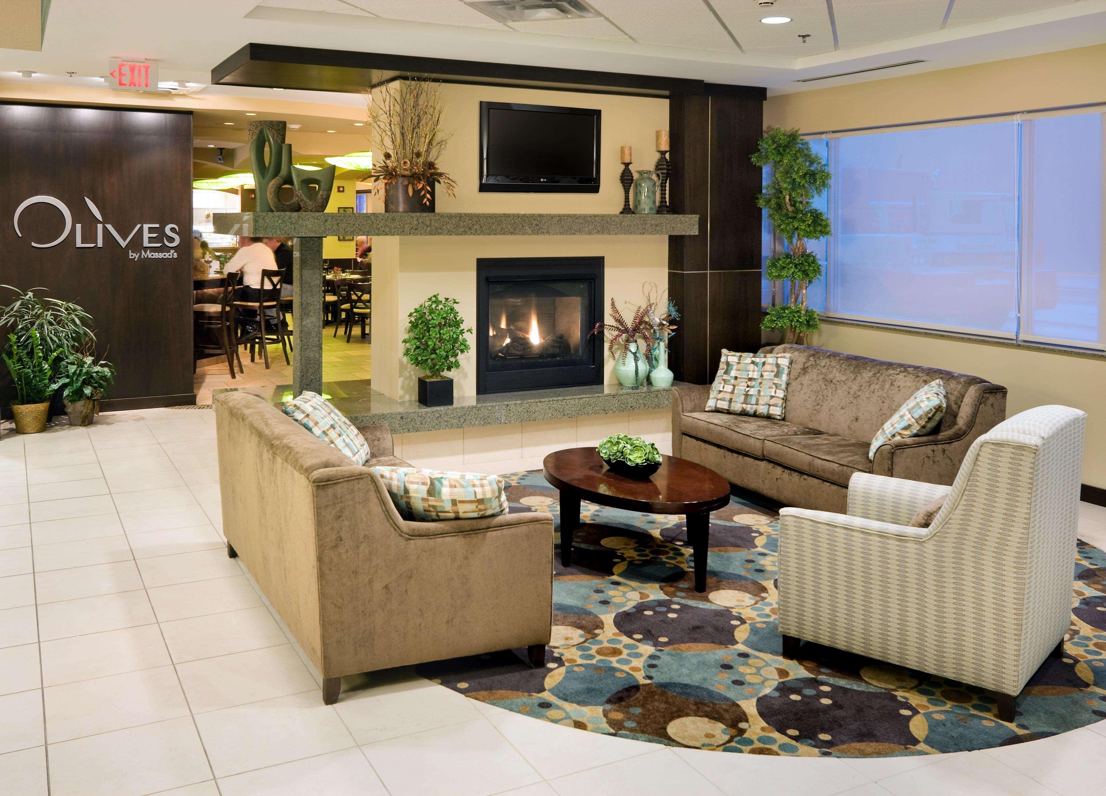 Hilton Garden Inn Mankato Downtown Экстерьер фото