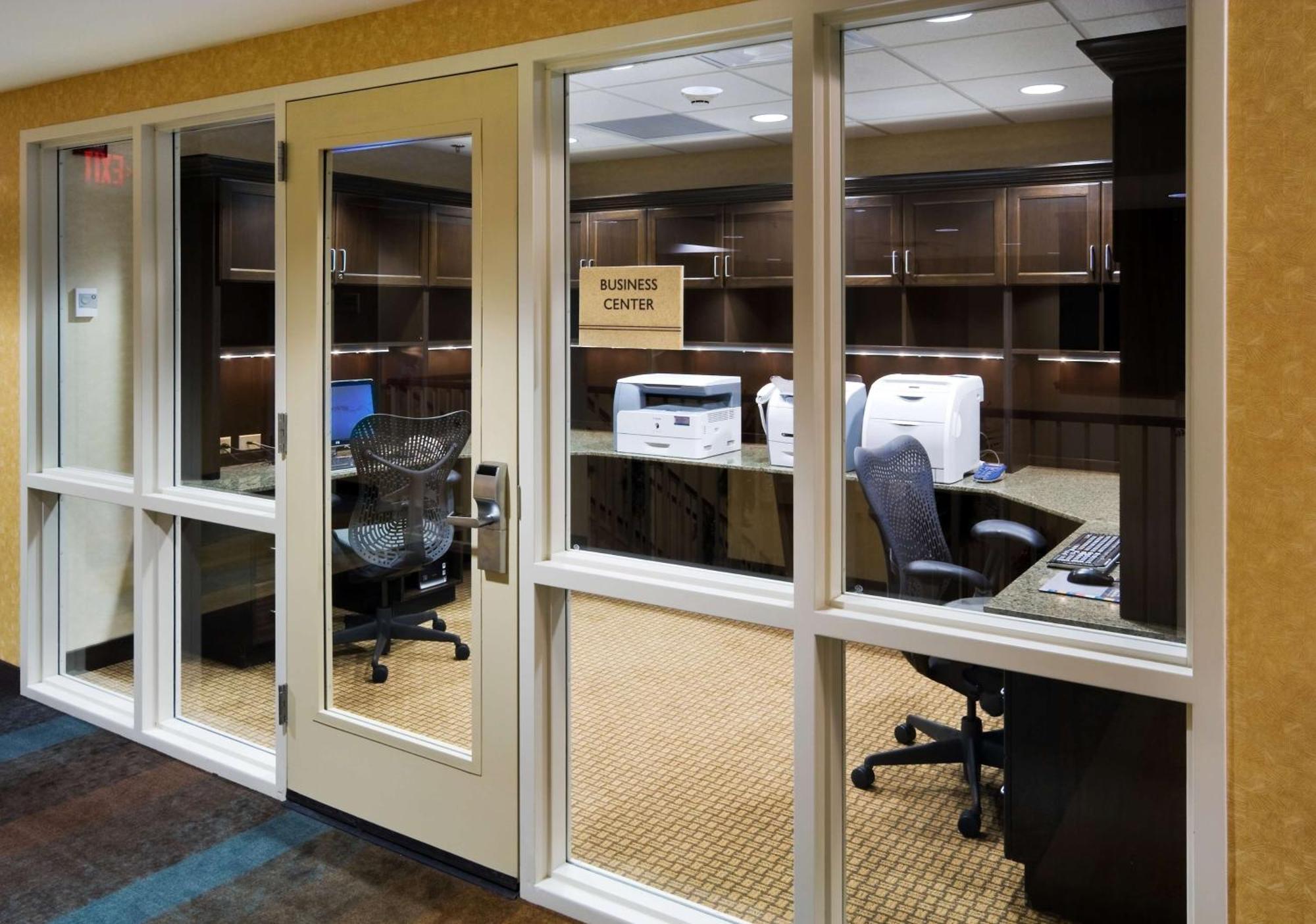 Hilton Garden Inn Mankato Downtown Экстерьер фото