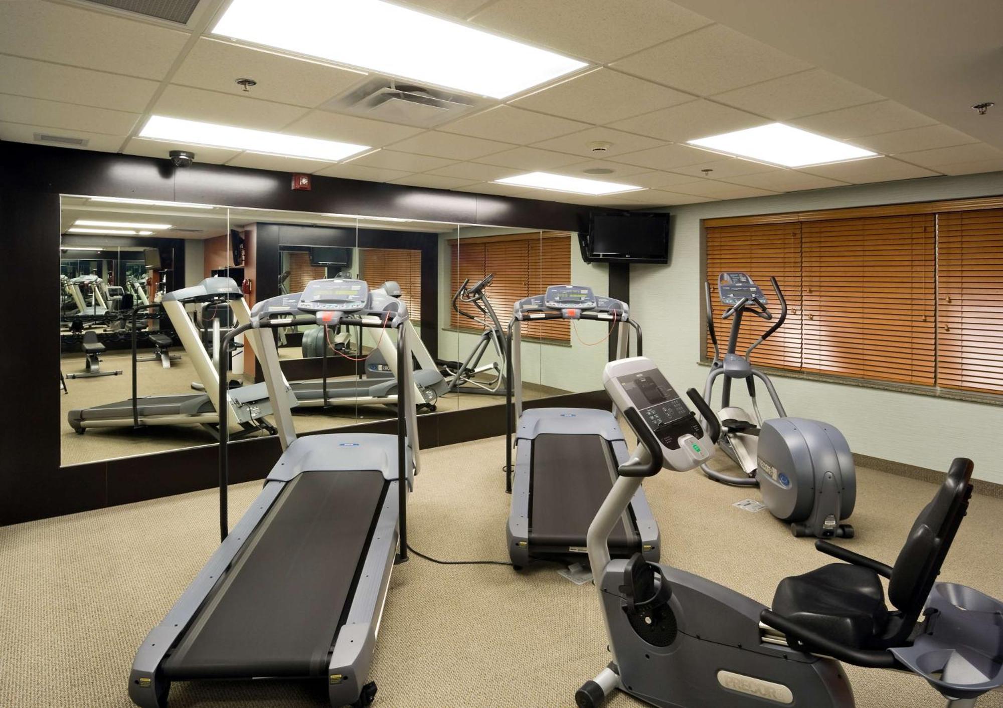 Hilton Garden Inn Mankato Downtown Экстерьер фото